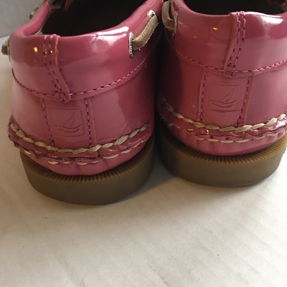 Sperry rose patent leather slip on tie loafer - Picture 4 of 7